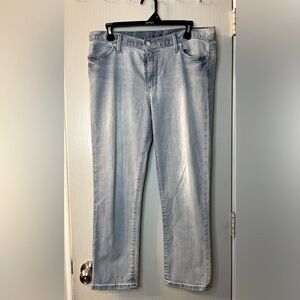 🛍️Calvin Klein Light Blue Cropped Boyfriend Jeans -Size 29